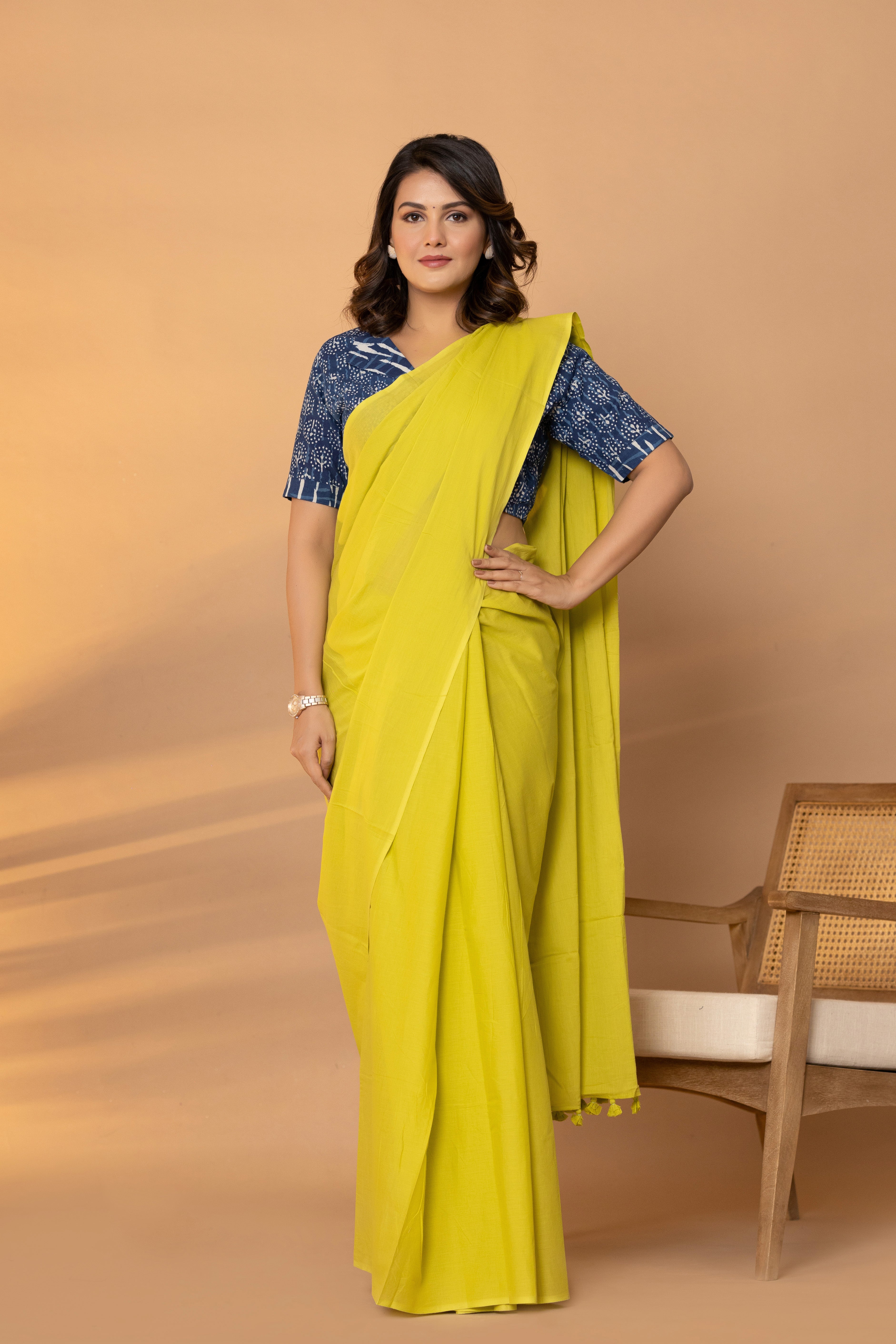 Bright Green Plain Dyed Mul Mul Cotton Saree with Tassels (without Blouse)