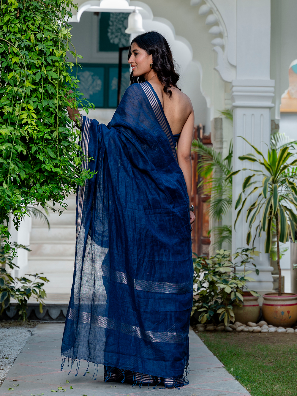 Midnight Blue Cross Dyed Pure Linen Saree with Blouse