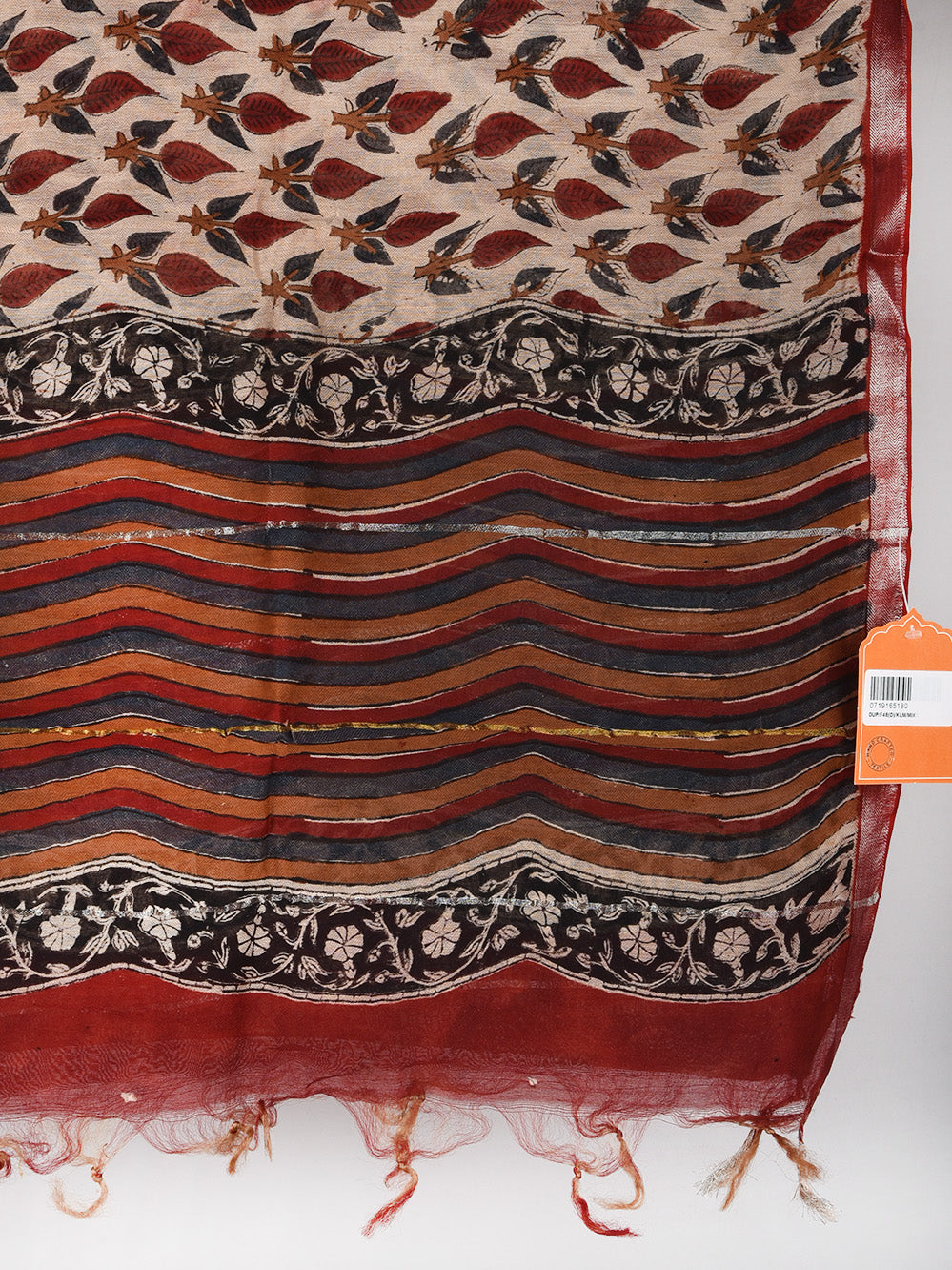 Bagru Multicolor Booti Hand Printed Silk Cotton Chanderi Dupatta