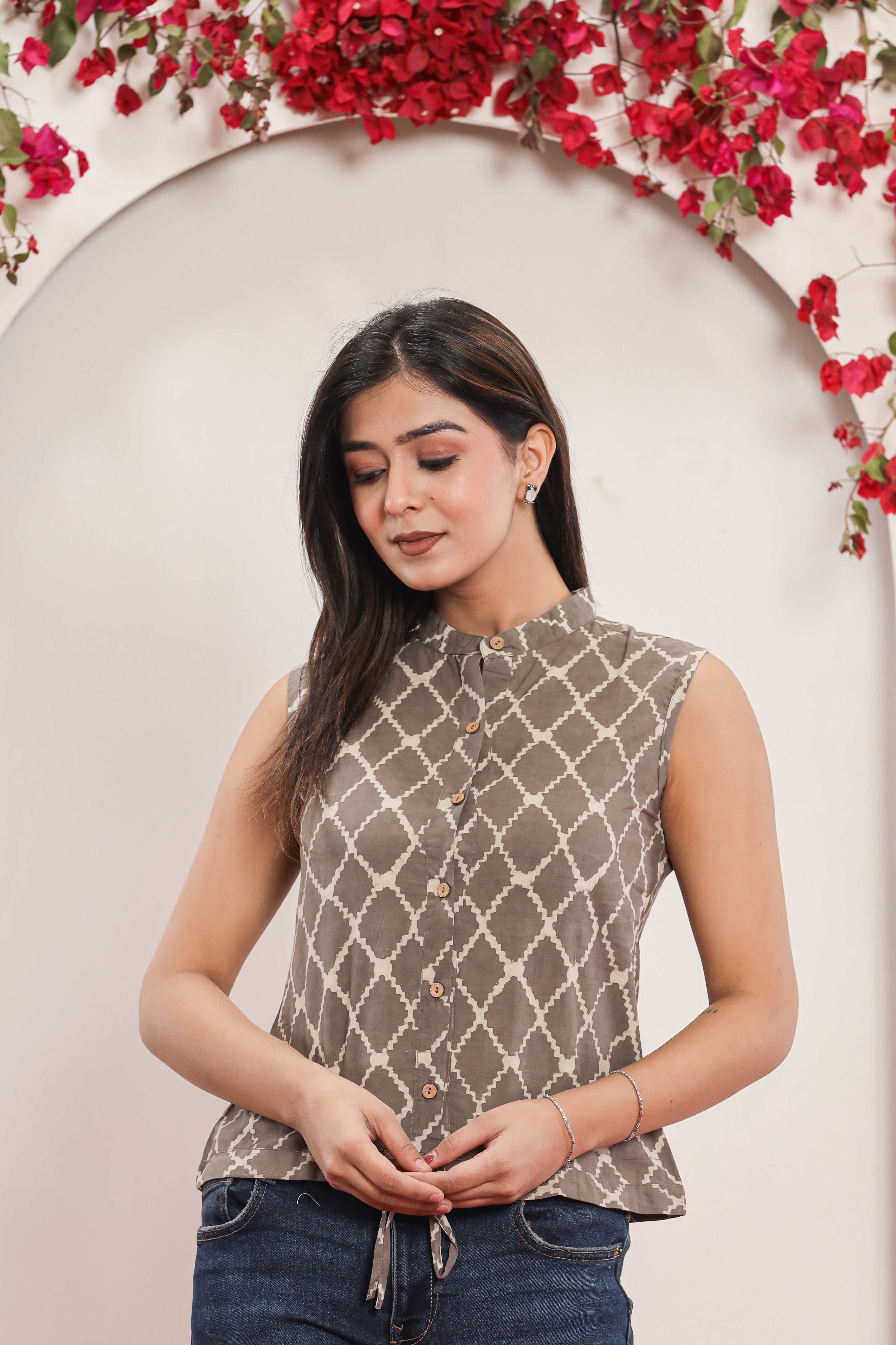 Kashish Baori Stepwell Sleeveless Womens Hand Block Printed Tops