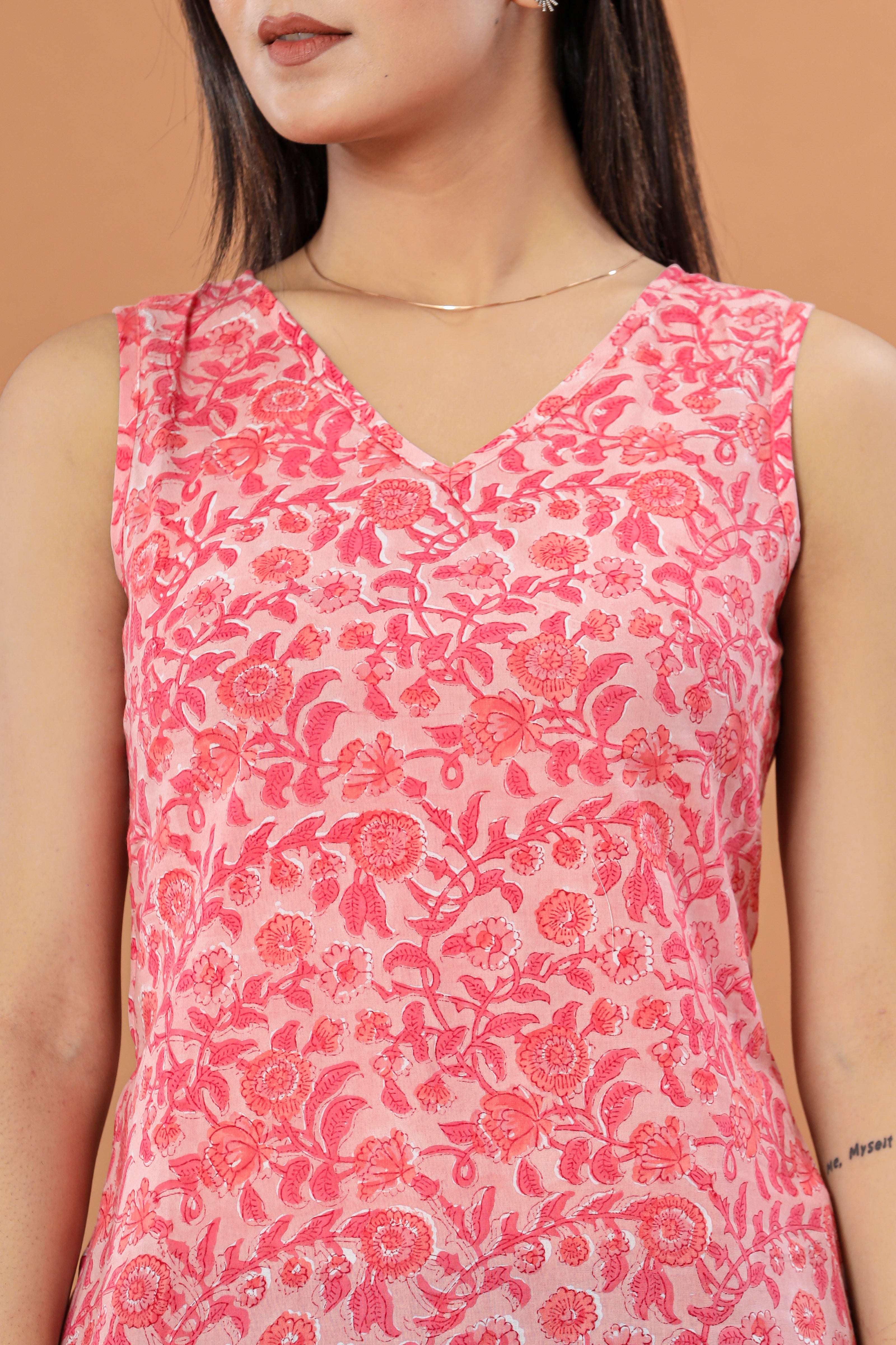 Gulaabi Floral Jaal Print Sleeveless Hand Block Printed Womens Tops