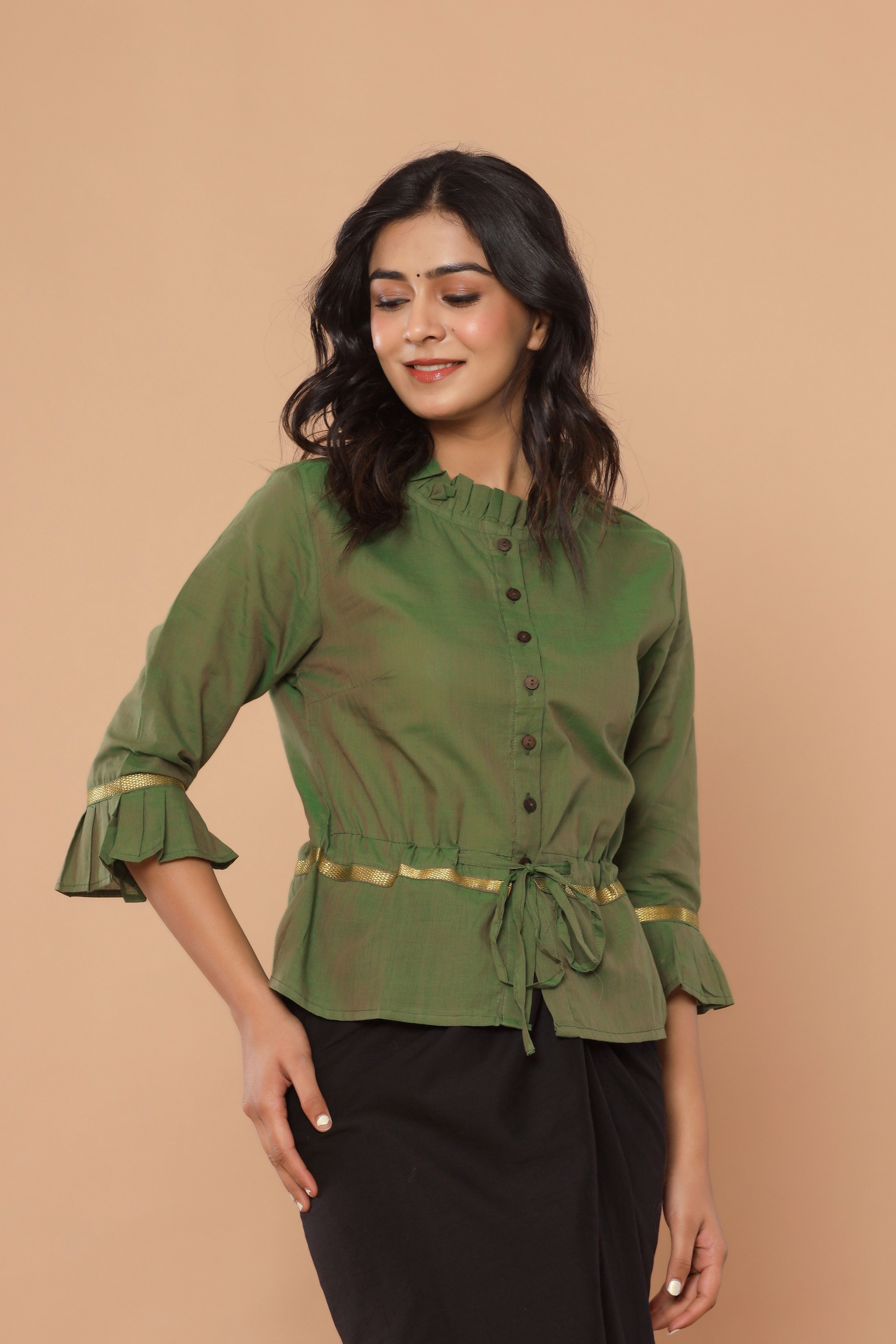 Halka Hara Bhara Mangalgiri Cotton Long Blouse