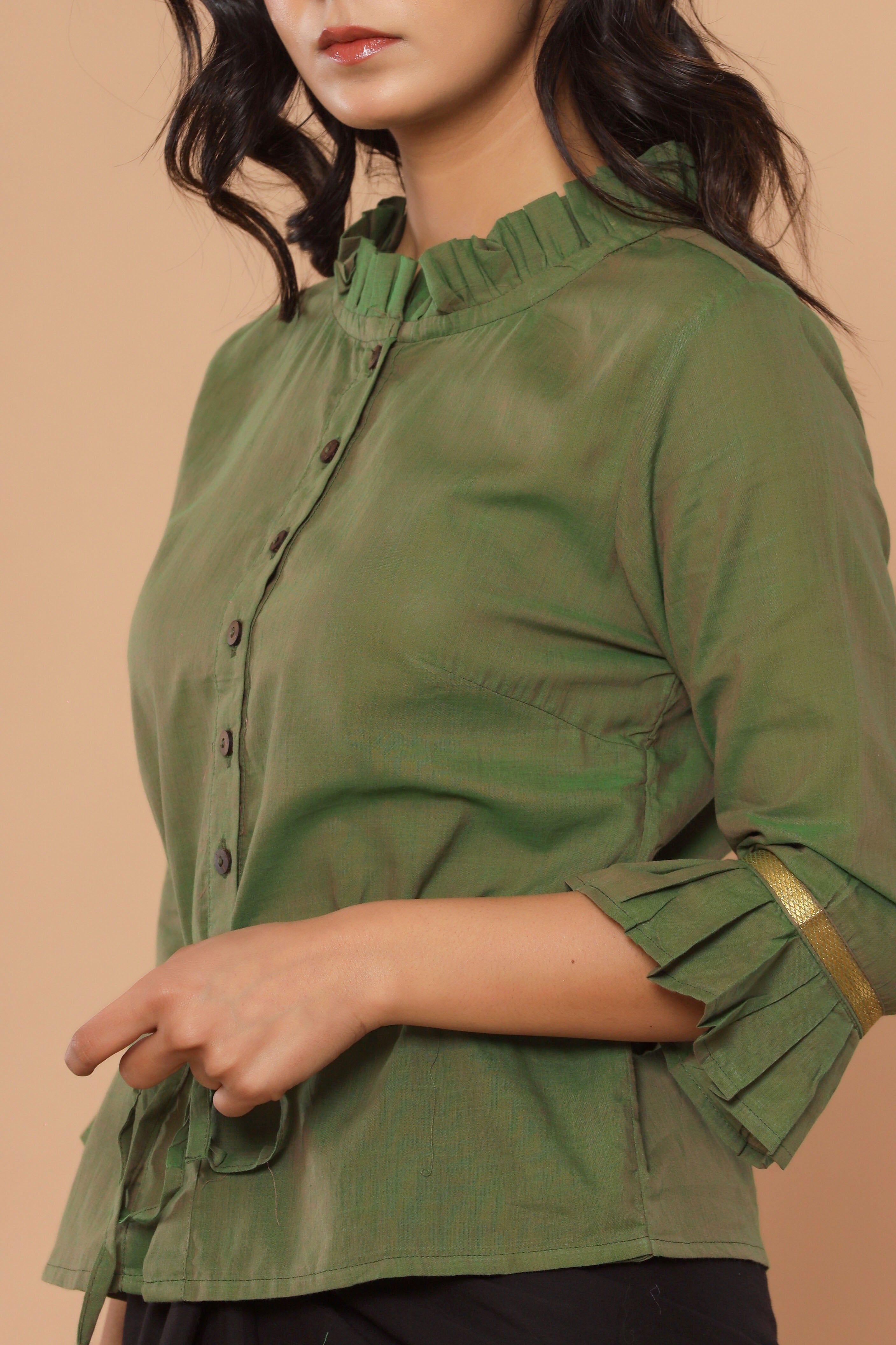 Halka Hara Bhara Mangalgiri Cotton Long Blouse