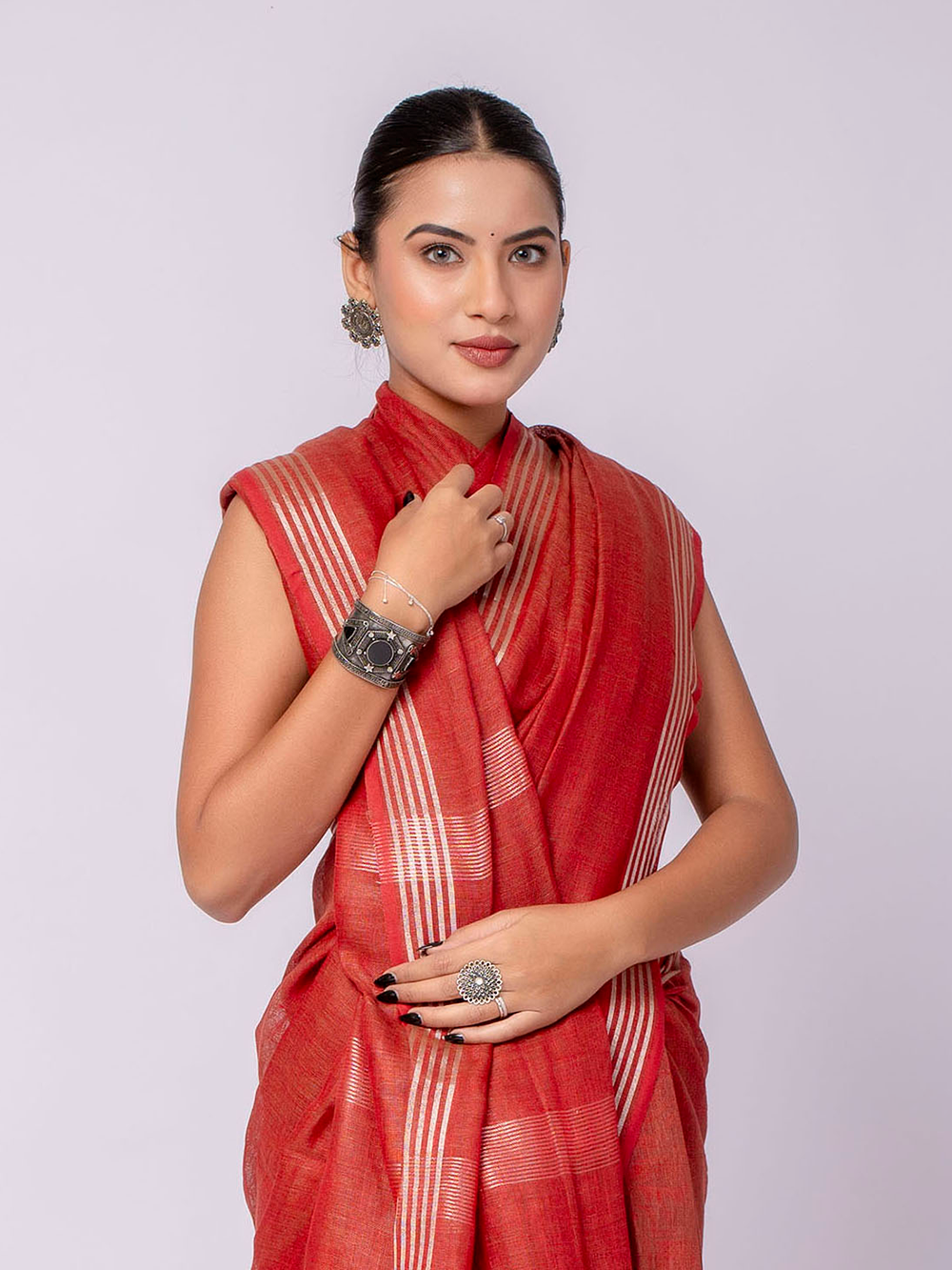 Earthy Red Cross Dyed Pure Linen Saree with Blouse