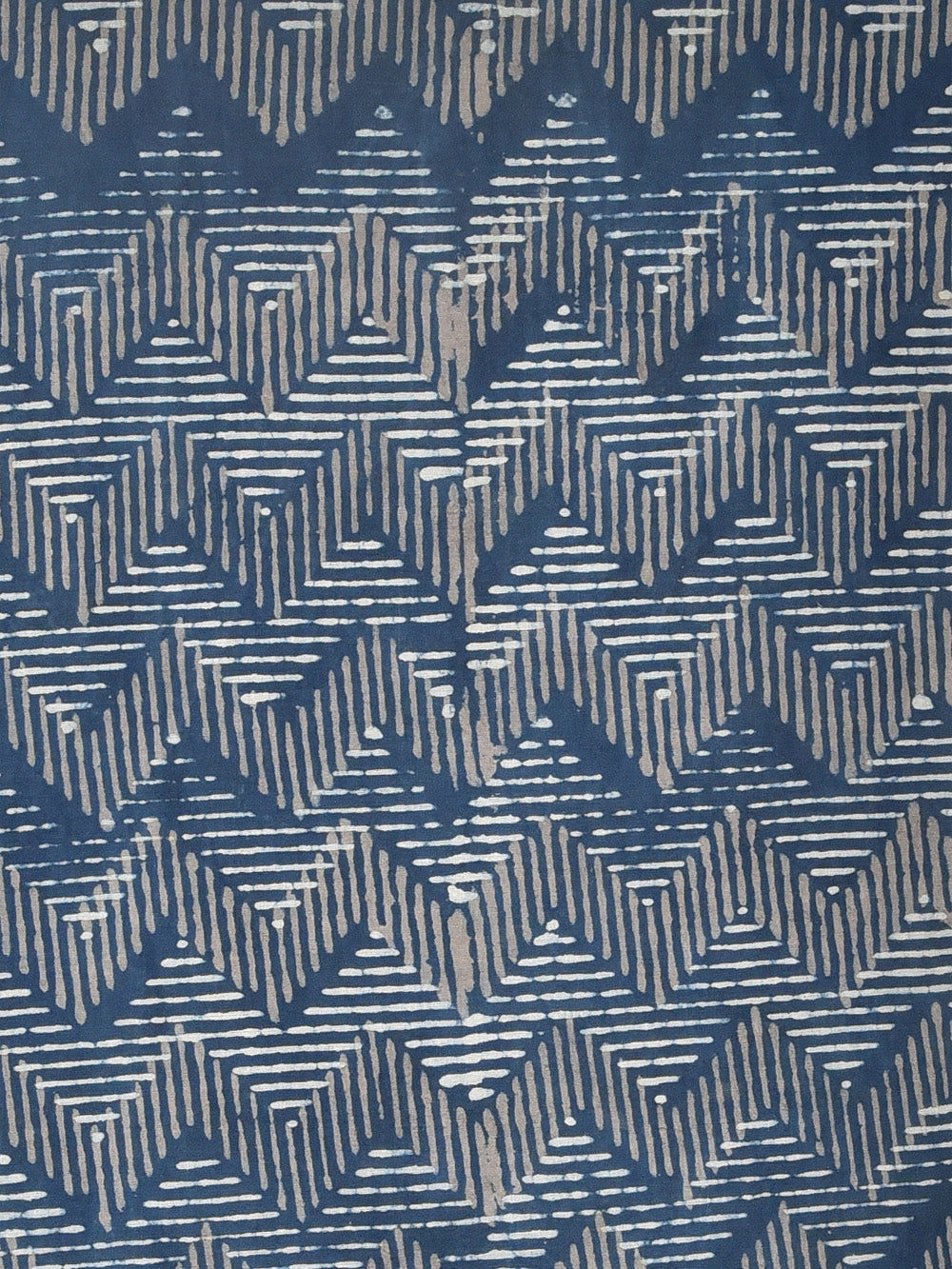 Indigo Daboo Natural Dyed ZigZag Shader Pattern Cotton Cambric Fabric