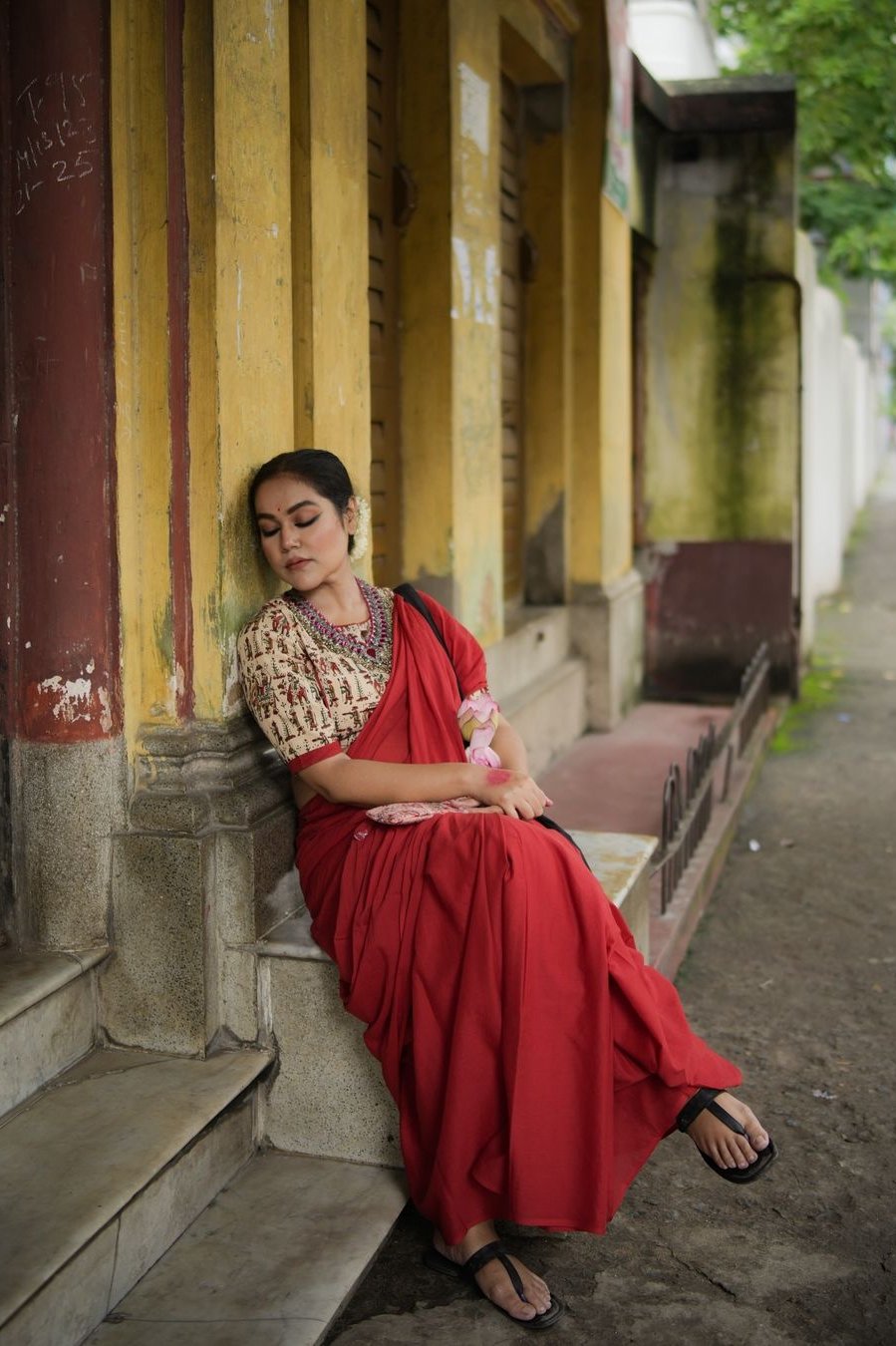 Bagru Red Dyed Mul Mul Cotton Saree with Tassels (without Blouse)