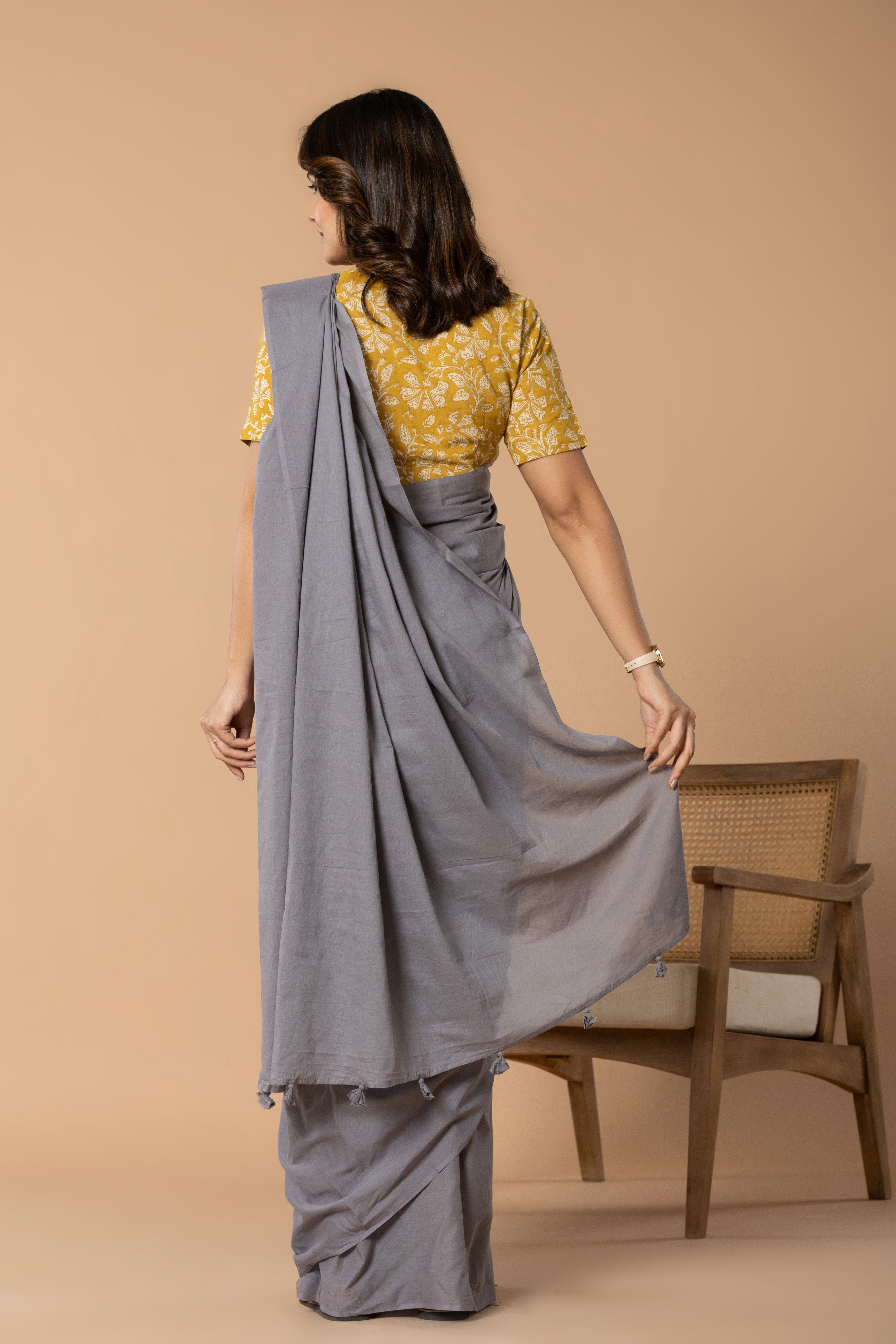 Steel Grey Plain Dyed Mul Mul Cotton Saree with Tassels (without Blouse)