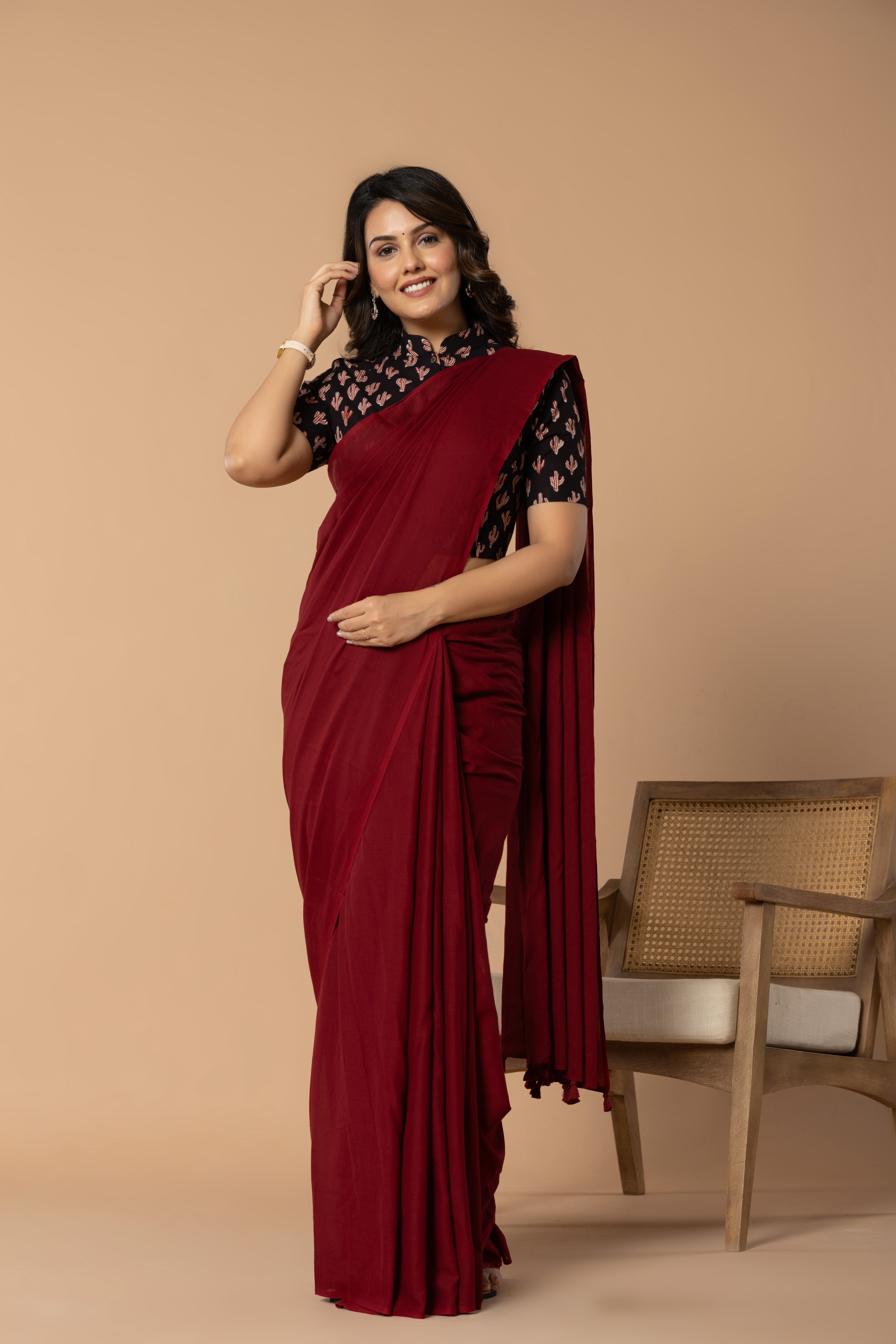 Maroon Plain Dyed Mul Mul Cotton Saree with Tassels (without Blouse)