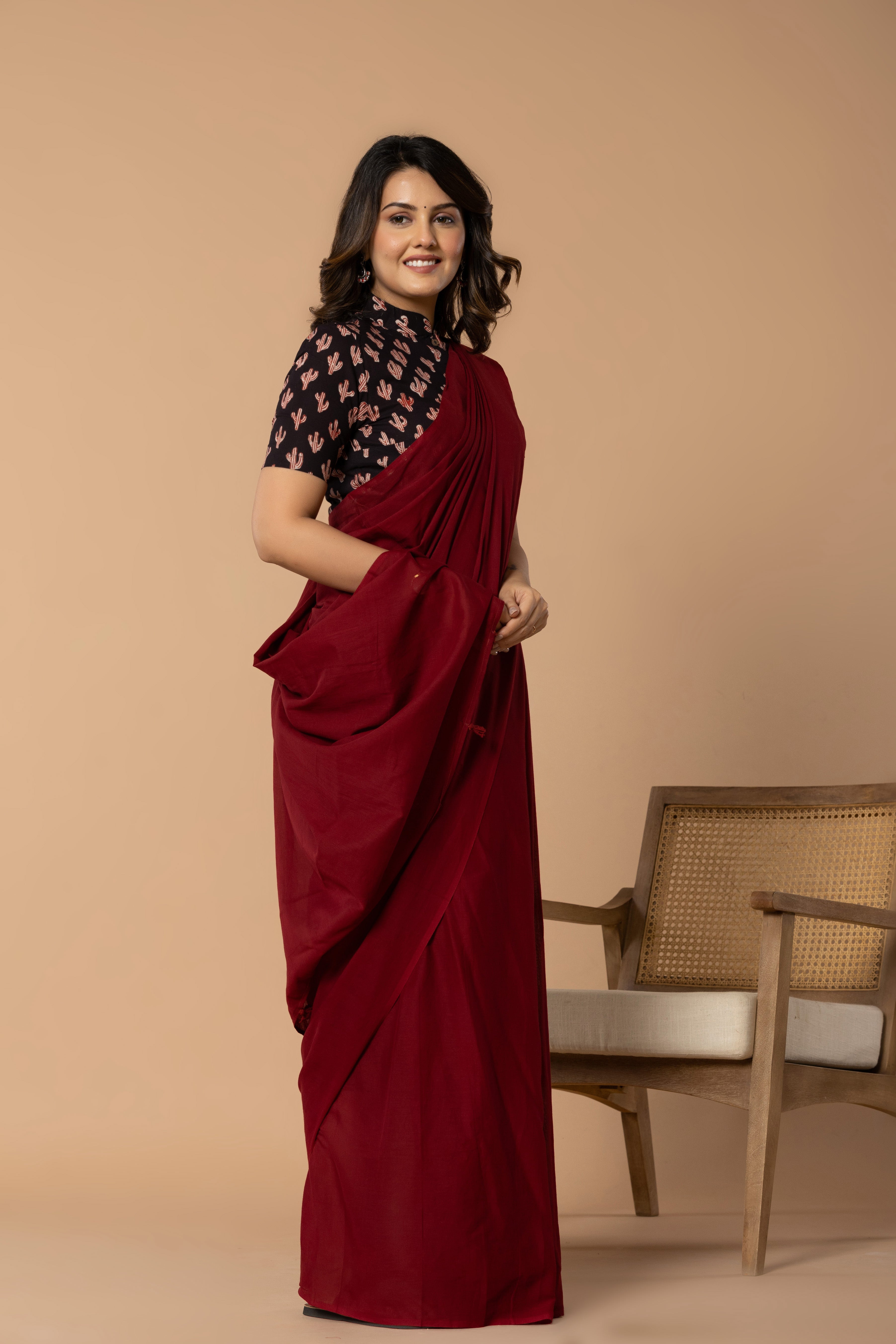 Maroon Plain Dyed Mul Mul Cotton Saree with Tassels (without Blouse)