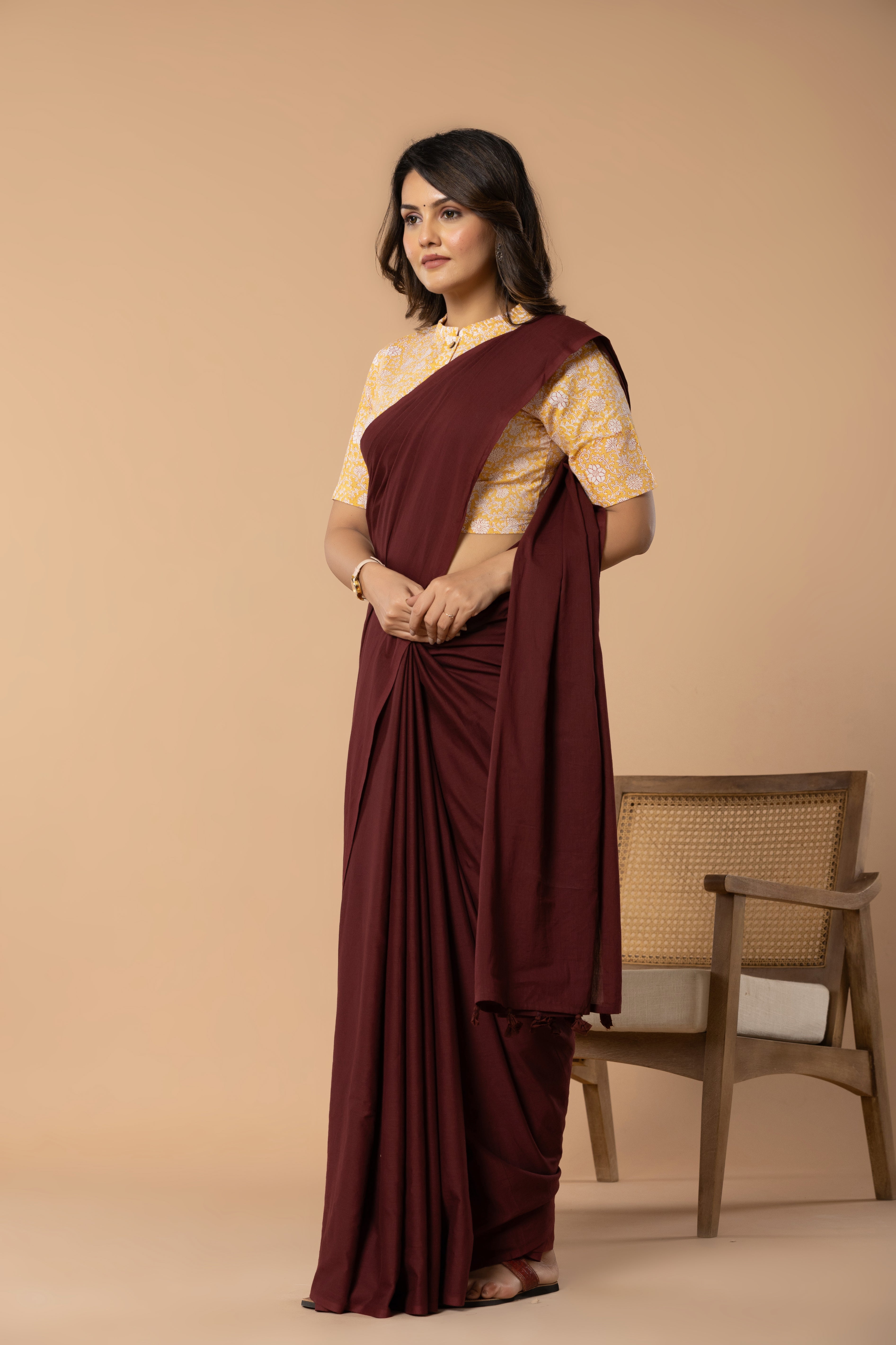 Maroon Plain Dyed Mul Mul Cotton Saree with Tassels (without Blouse)