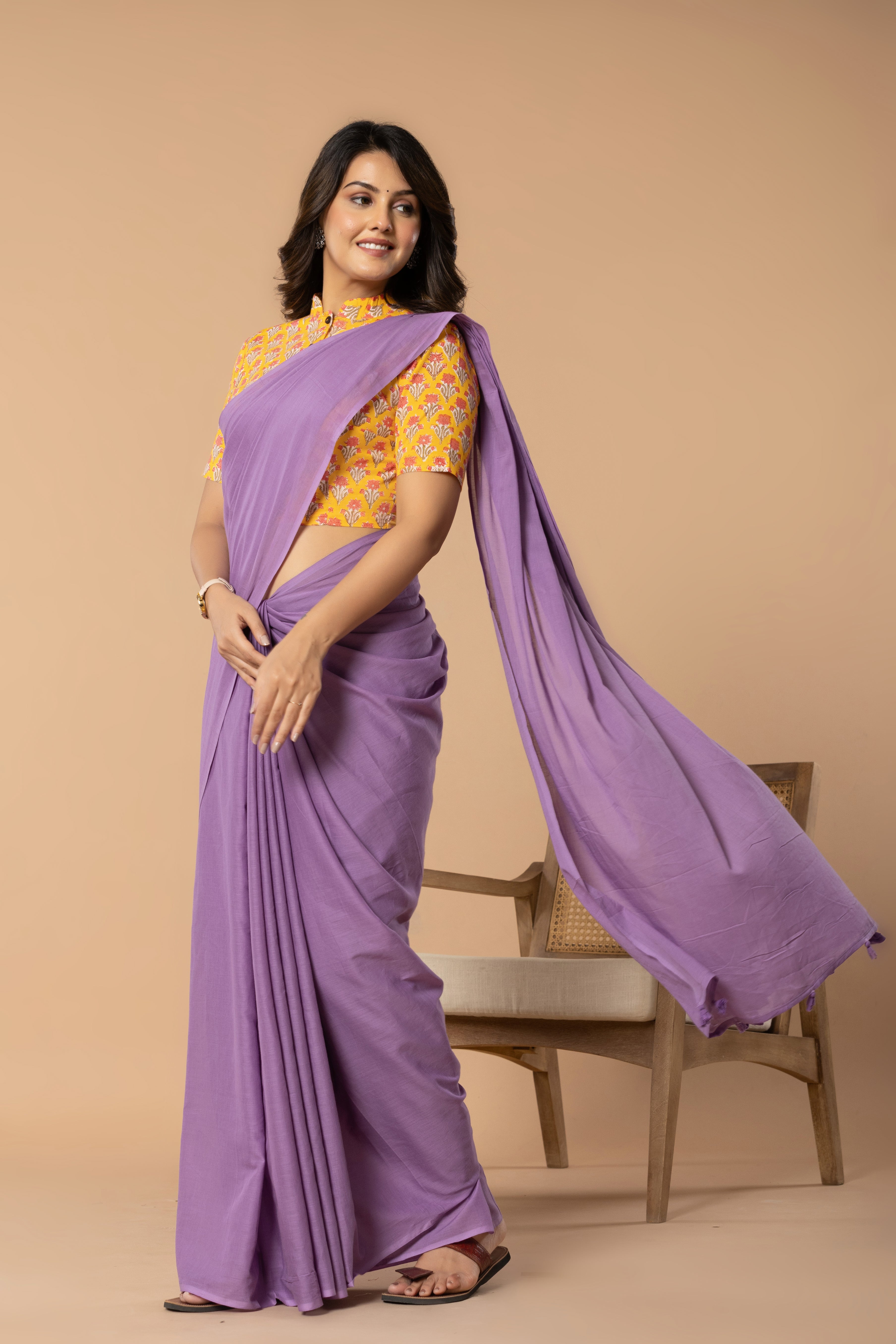 Lilac Purple Plain Dyed Mul Mul Cotton Saree with Tassels (without Blouse)