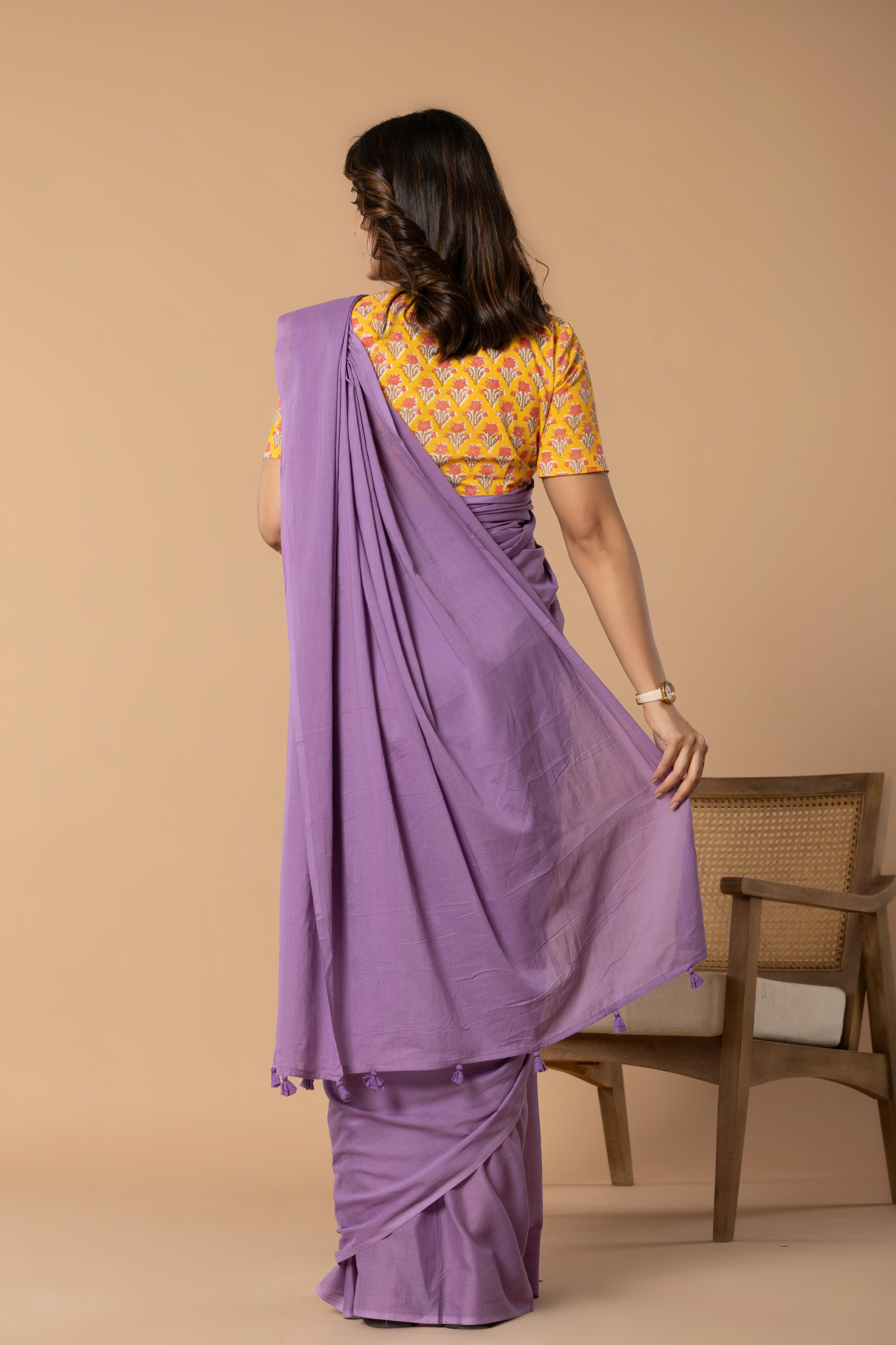 Lilac Purple Plain Dyed Mul Mul Cotton Saree with Tassels (without Blouse)