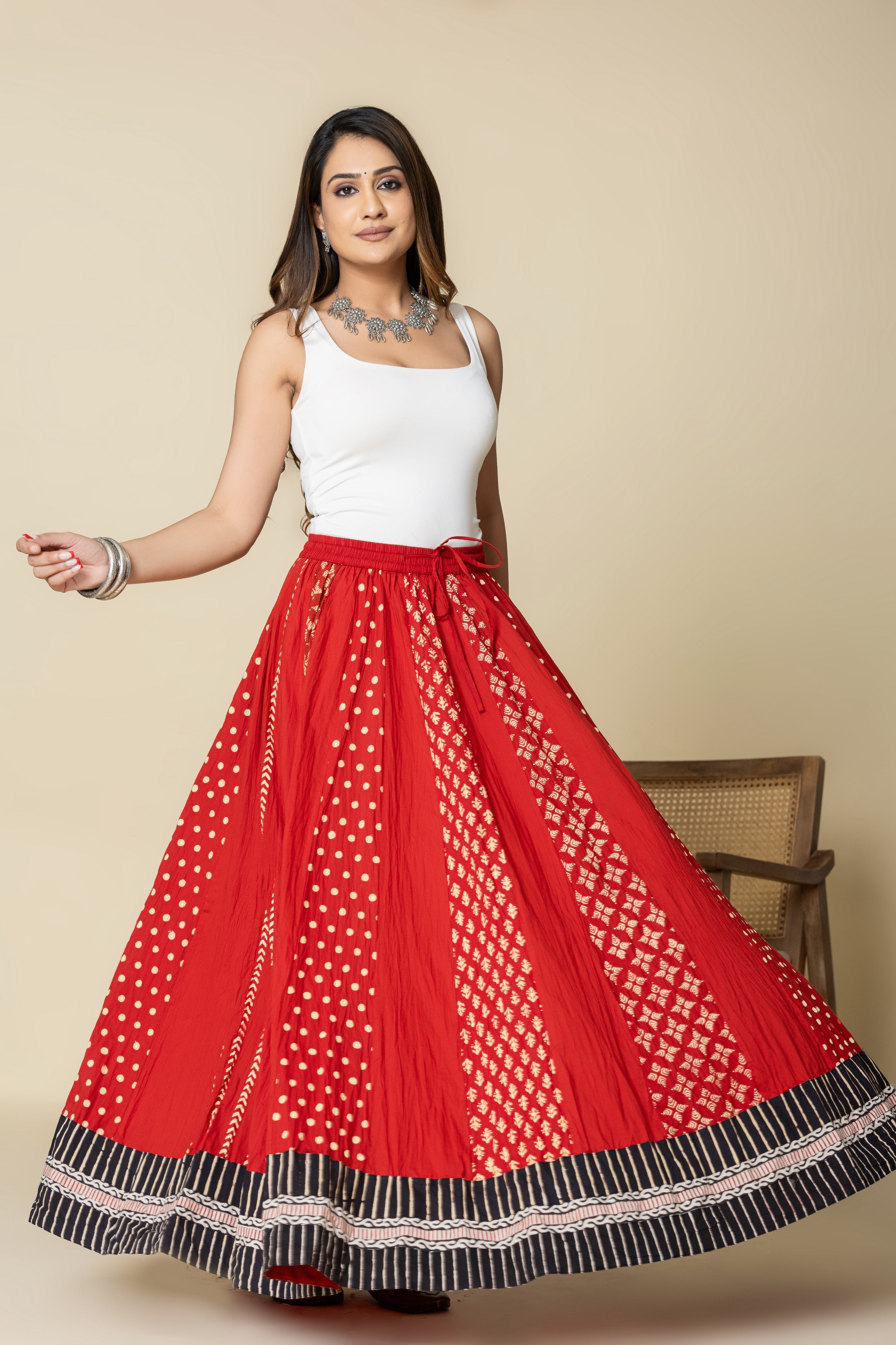 Laal Ghagra Crinkled Cotton 28 Kali Kalidaar Skirt