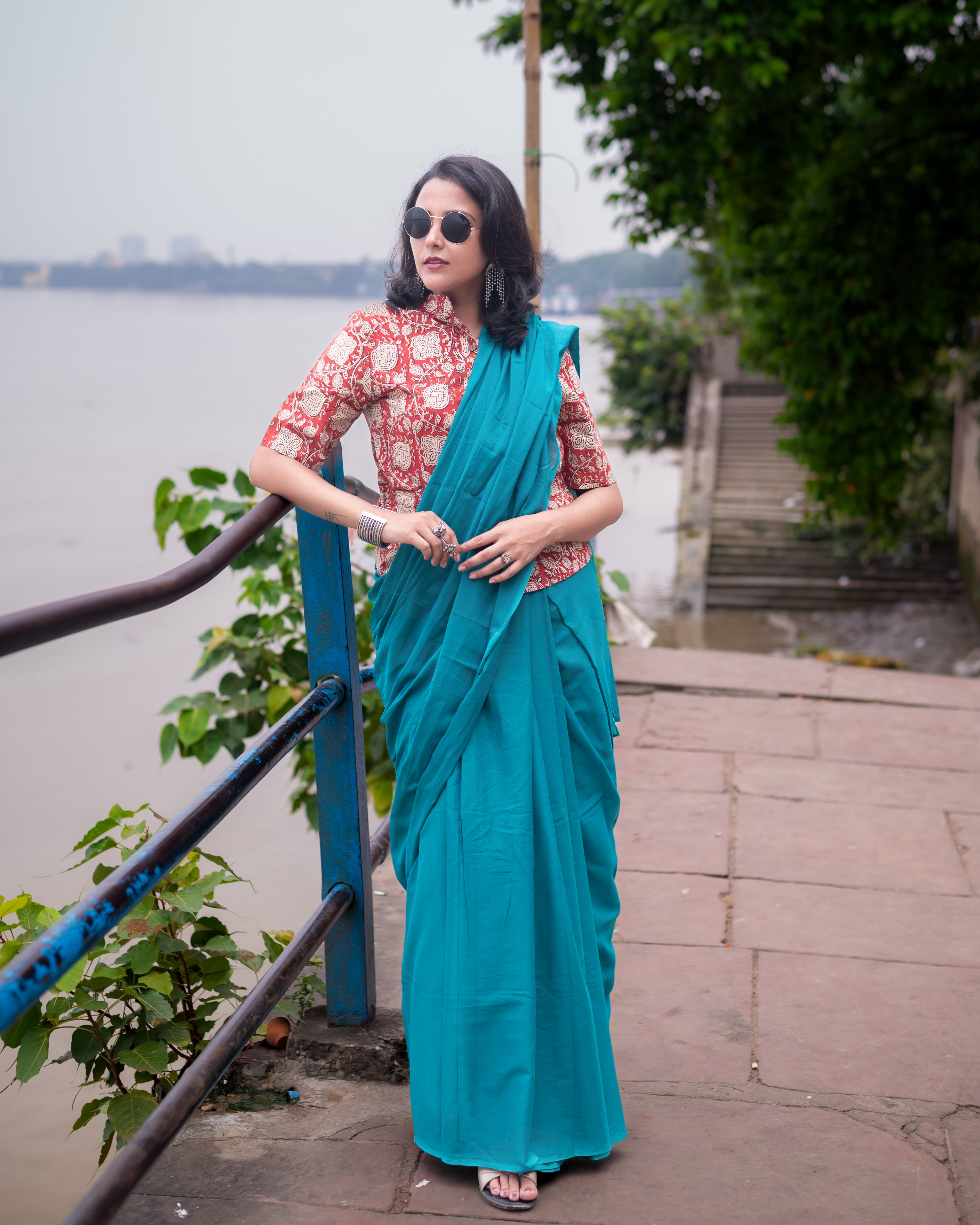 Dark Aqua Dyed Mul Mul Cotton Saree with Tassels (without Blouse)