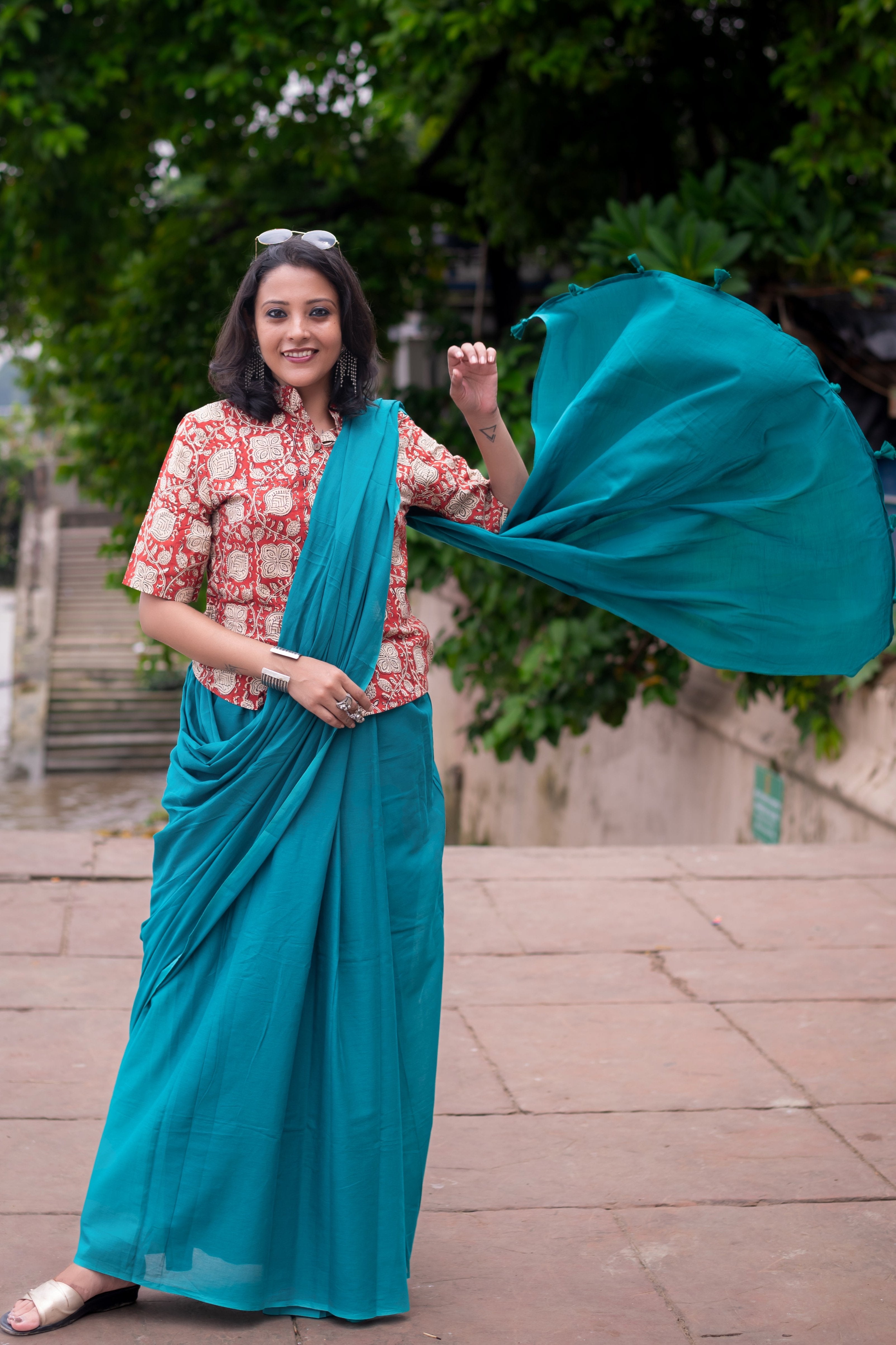 Dark Aqua Dyed Mul Mul Cotton Saree with Tassels (without Blouse)