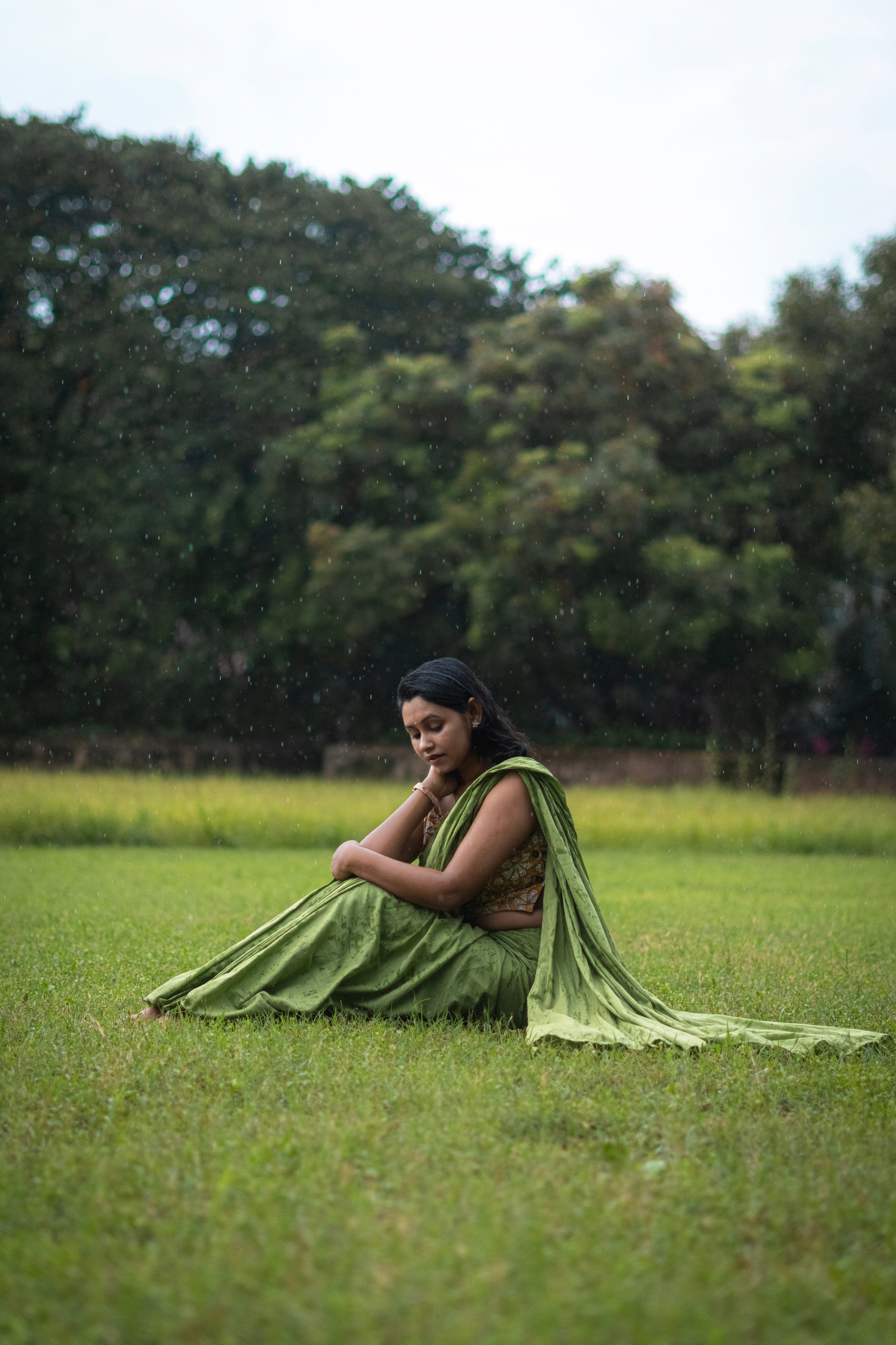 Avocado Green Plain Dyed Mul Mul Cotton Saree with Tassels (without Blouse)