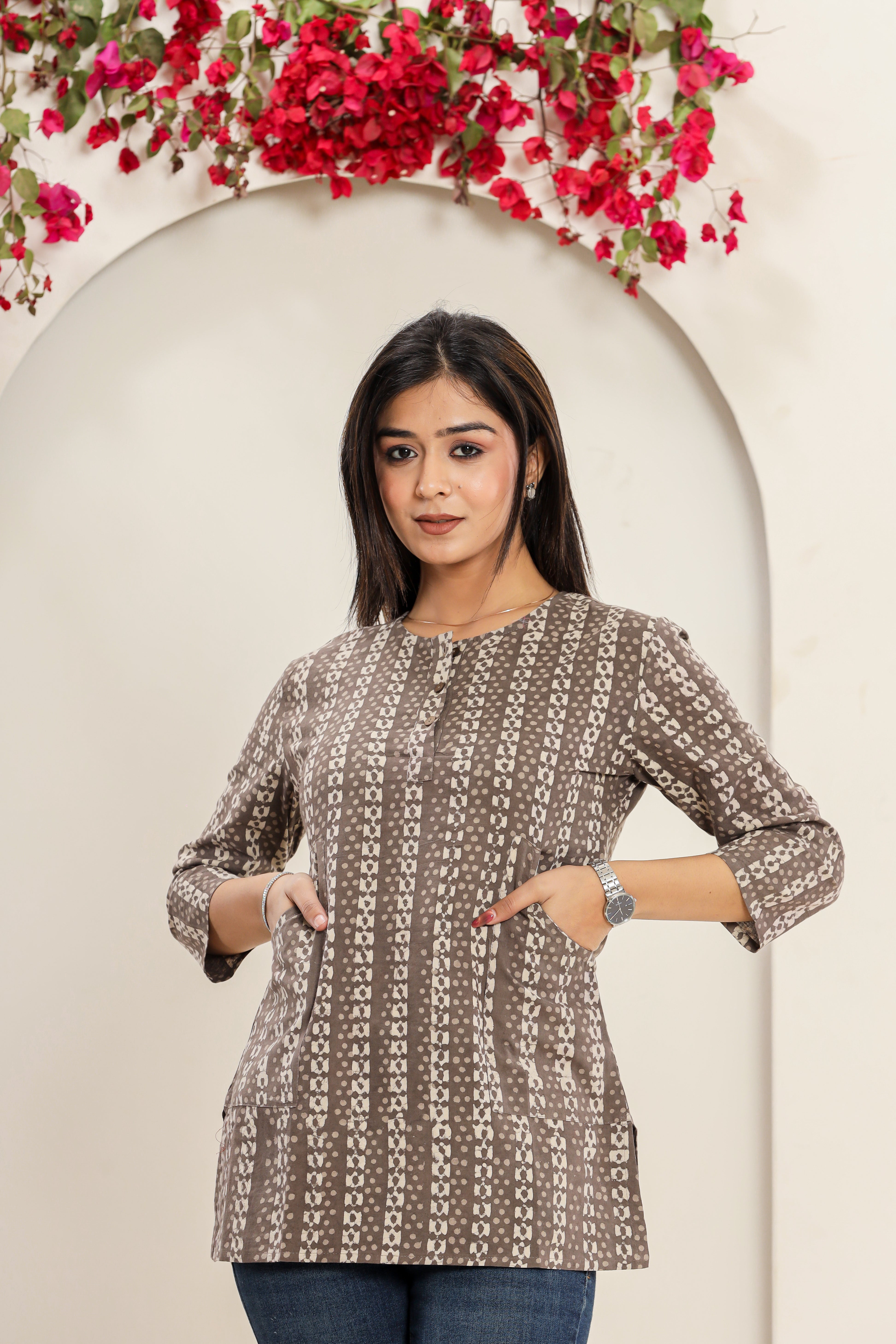 Kashish Daboo Saankhal Lounge Womens Hand Block Printed Tops