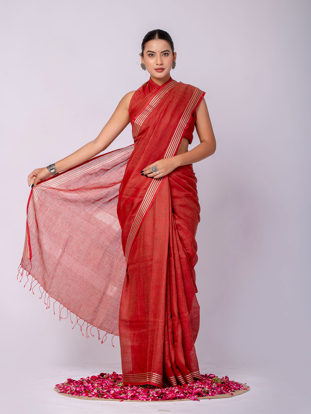 Earthy Red Cross Dyed Pure Linen Saree with Blouse